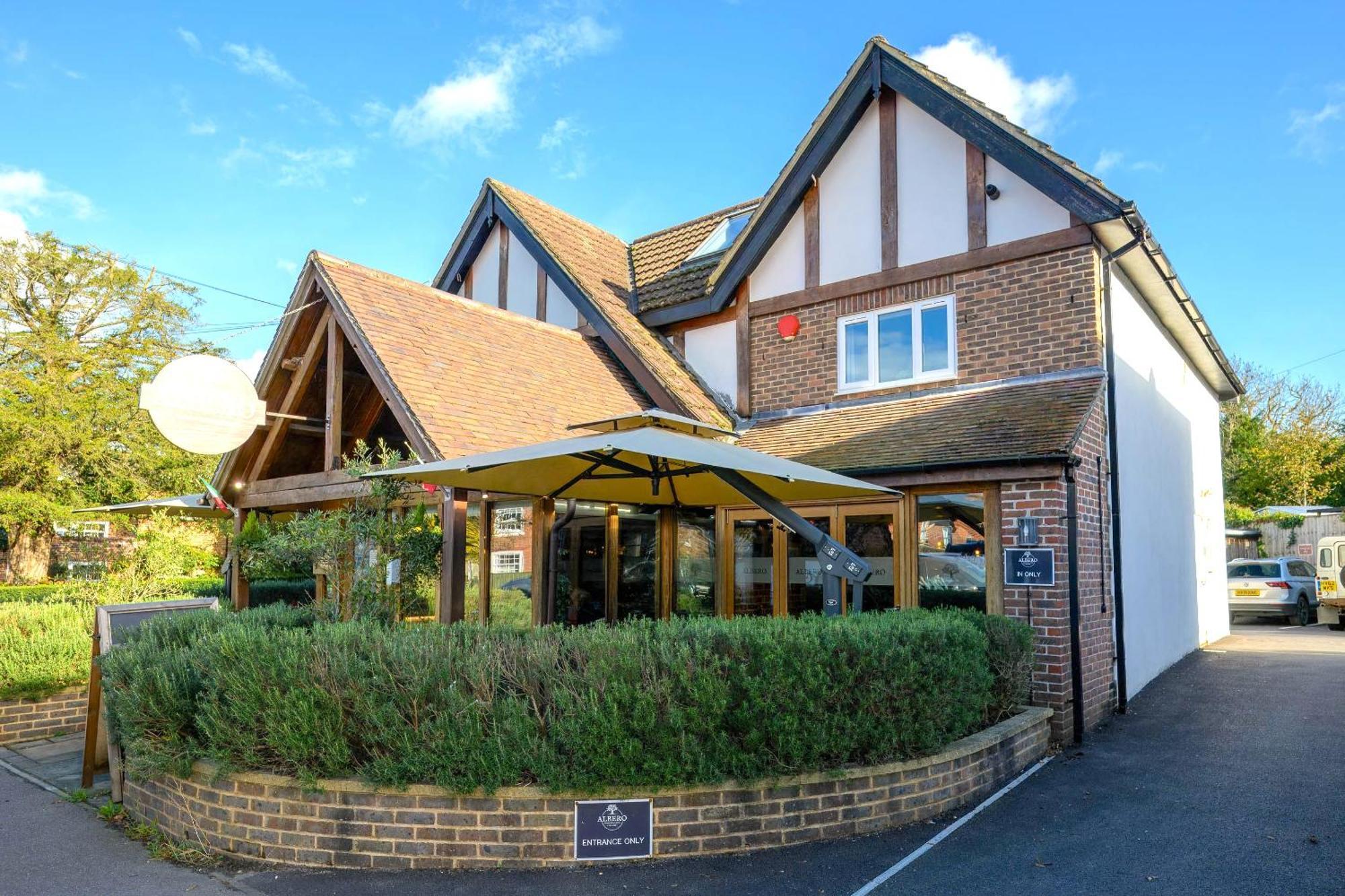 Cosy & Central Brockenhurst Flat, 2Br المظهر الخارجي الصورة